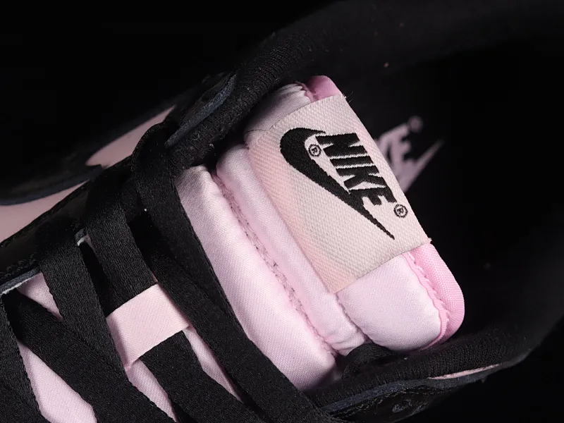 All categories Nk SB Dunk series Nk SB Dunk Low low-top sneakers F version Nk Dunk Low "Pink Black" black pink SB low-top sports and leisure sneakers DJ9955-600